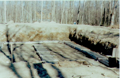 footings2.jpg (92575 bytes)